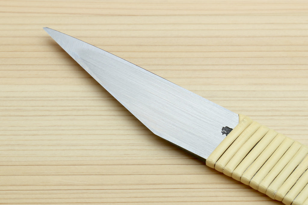 Kiridashi utility knife with long silver blade and ribbed beige handle