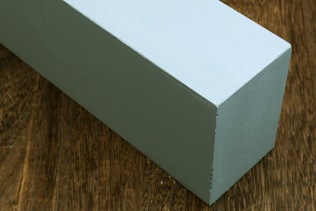 Yoshihiro Toishi 400-grit whetstone sharpening stone, angled side view of light blue block