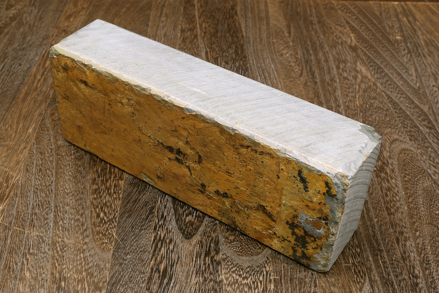 Natural whetstone finishing stone, light top and brown side, rectangular block