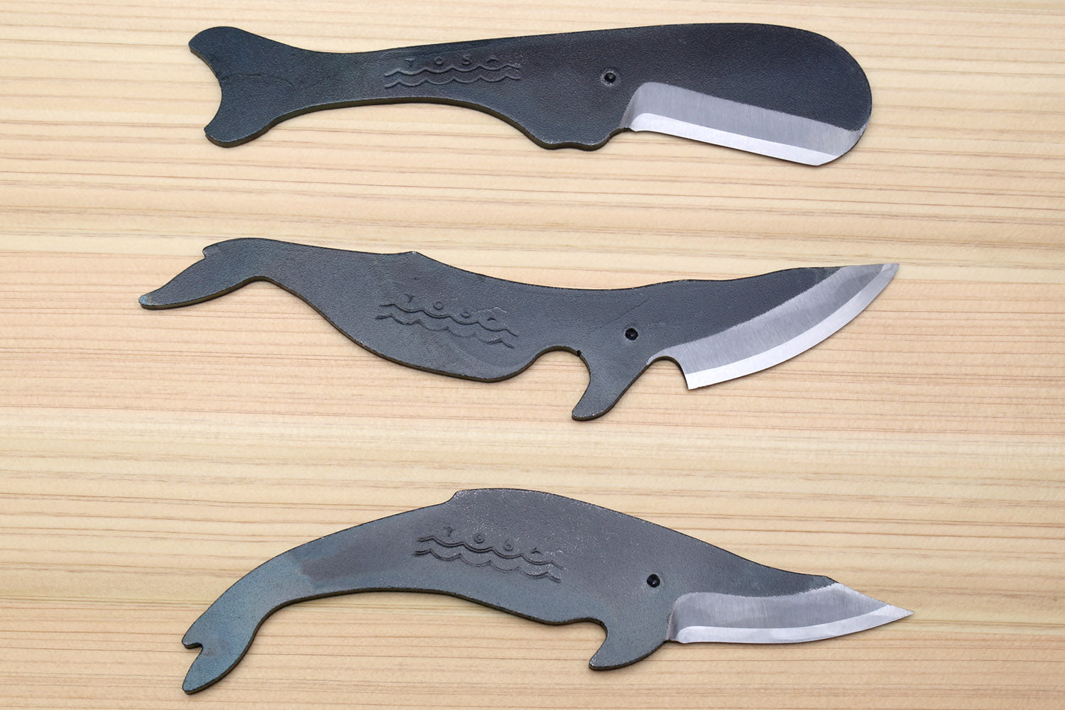 3-piece whale-shaped Japanese utility knife set with dark kurouchi steel blades