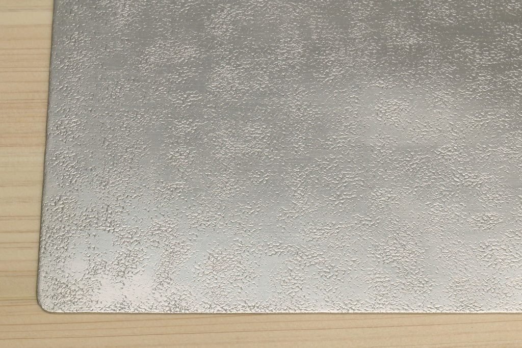 Hammered silver flexible tin plate sheet with smooth, curved corners