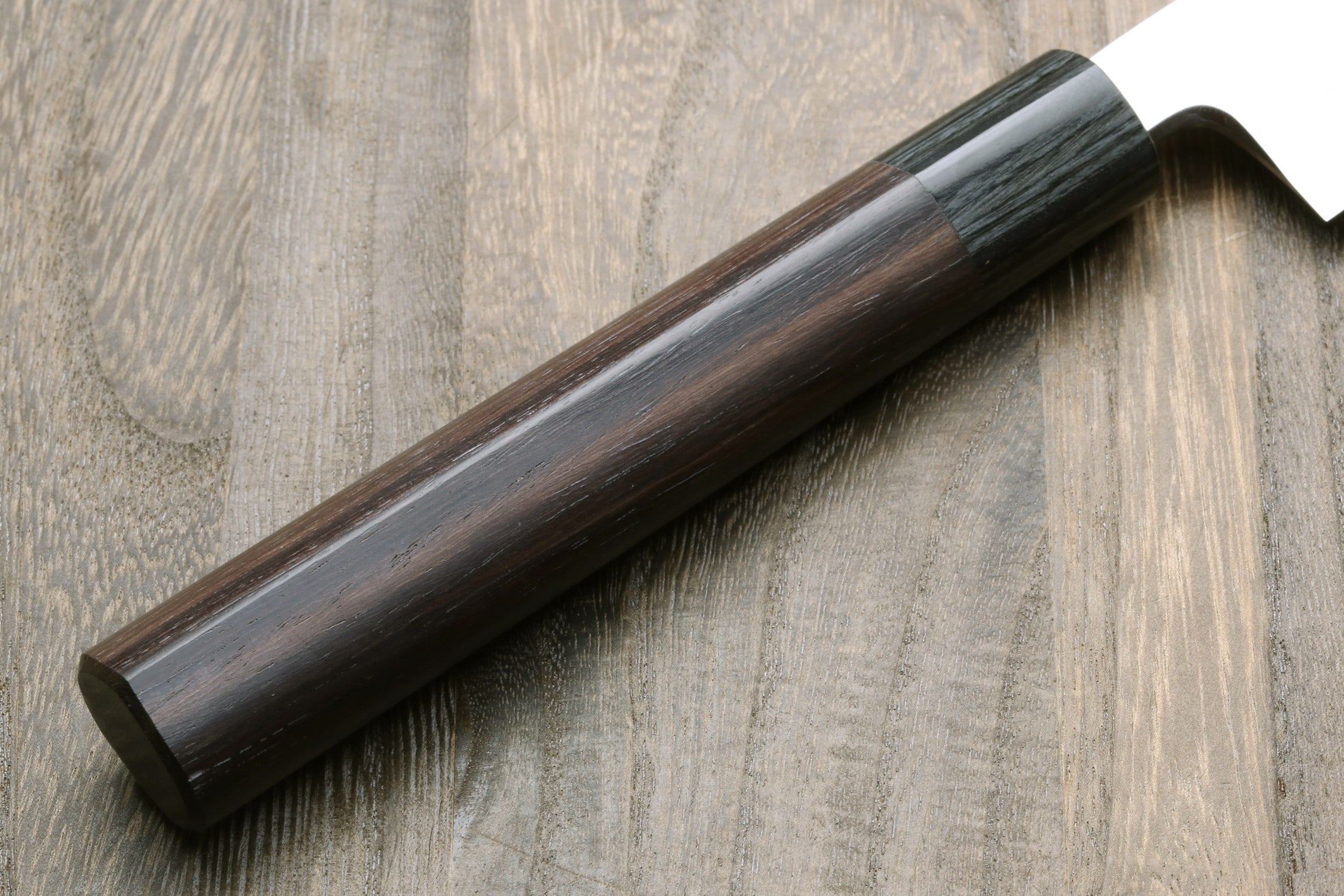 Round rosewood knife handle with protective saya cover