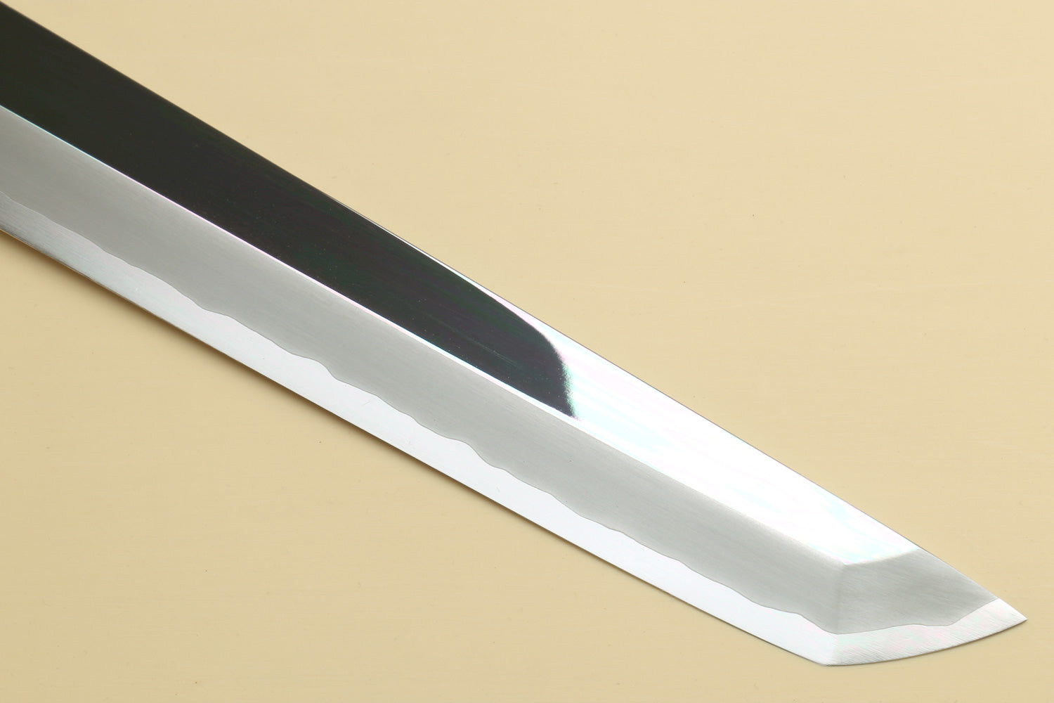 Mirror-polished steel Japanese slicing knife blade with tapered edge